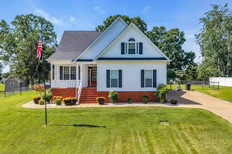 109 Hillside Drive Dickson TN 37055