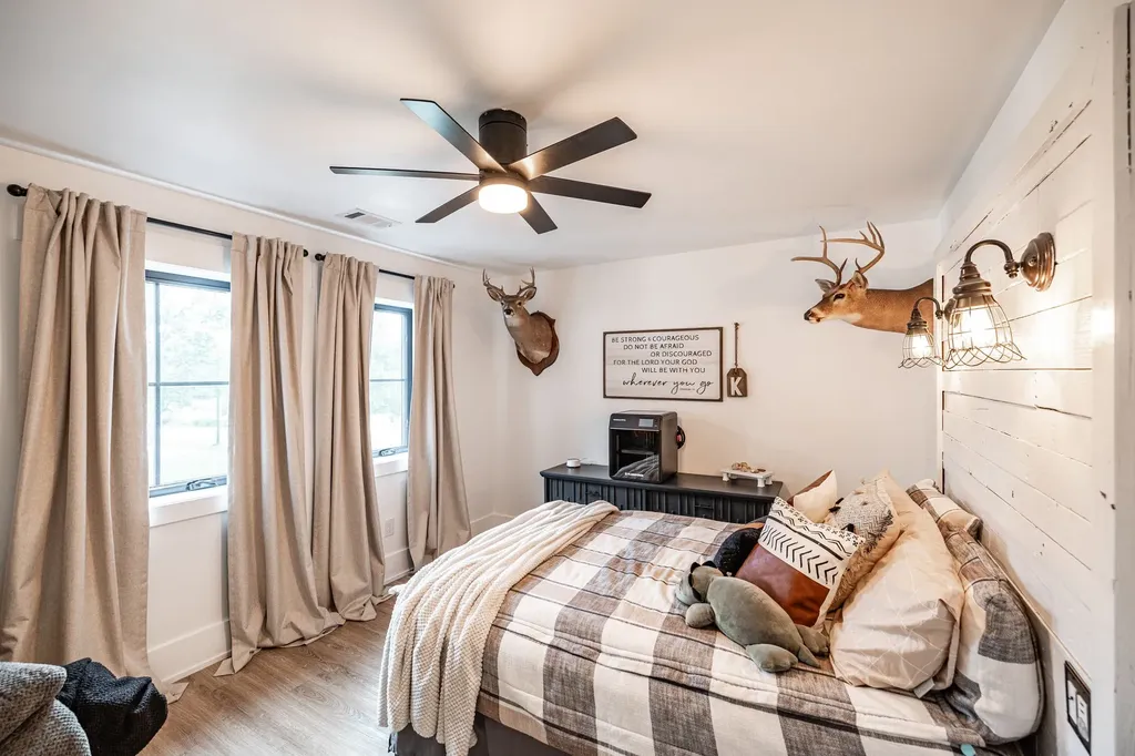 1243 Madison Creek Road Goodlettsville TN 37072
