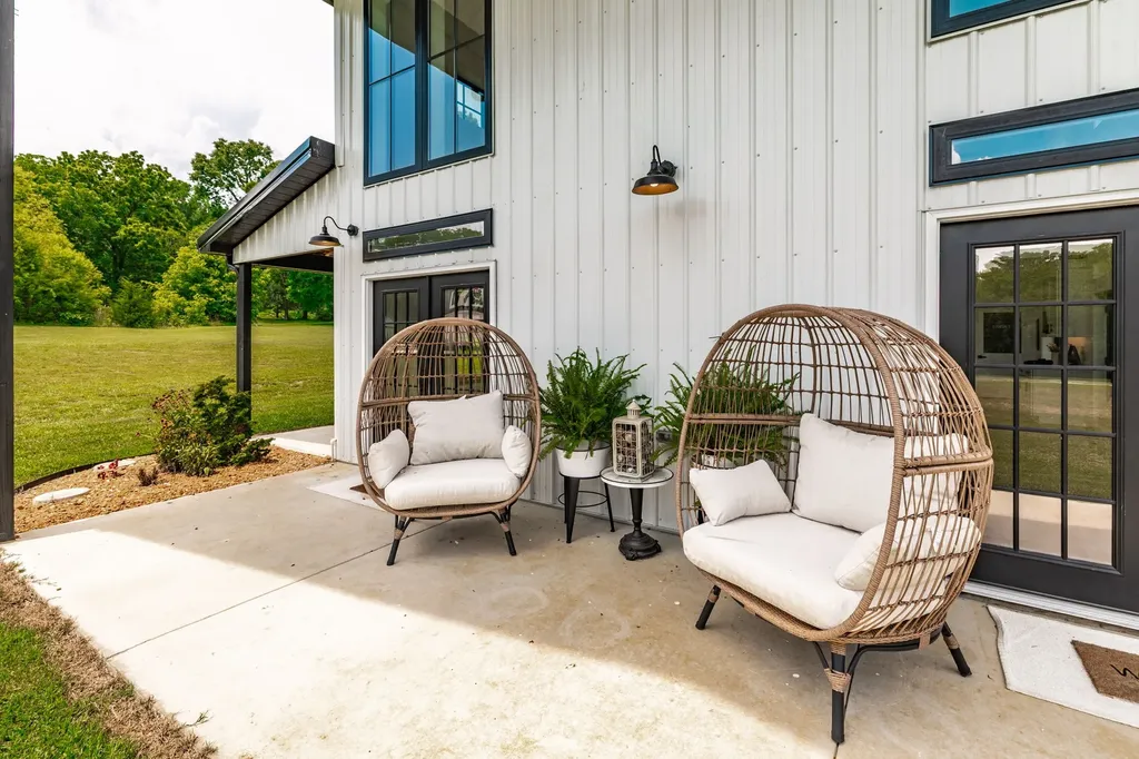 1243 Madison Creek Road Goodlettsville TN 37072