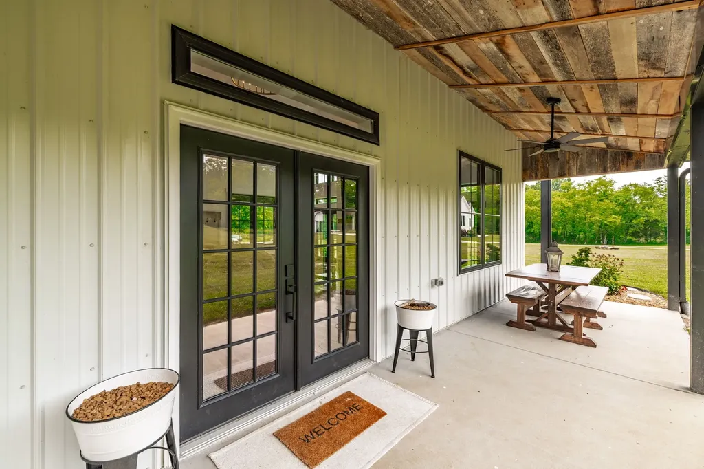 1243 Madison Creek Road Goodlettsville TN 37072
