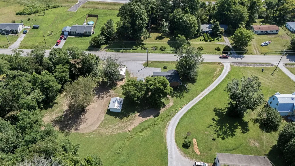 738 Old Mcminnville Highway Woodbury TN 37190