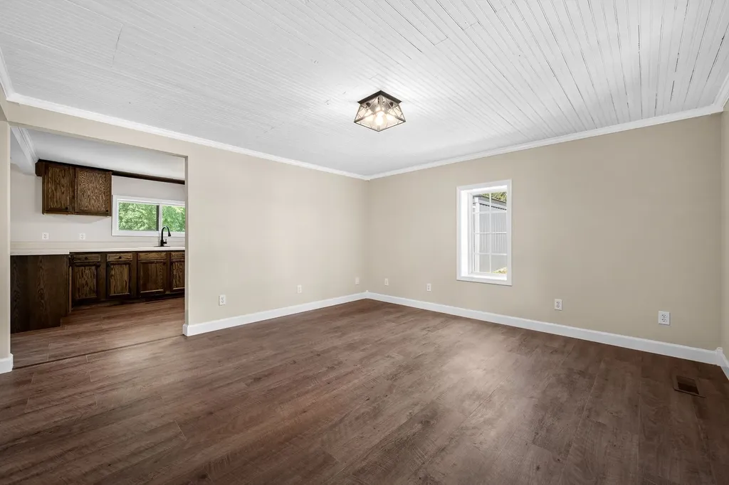 738 Old Mcminnville Highway Woodbury TN 37190