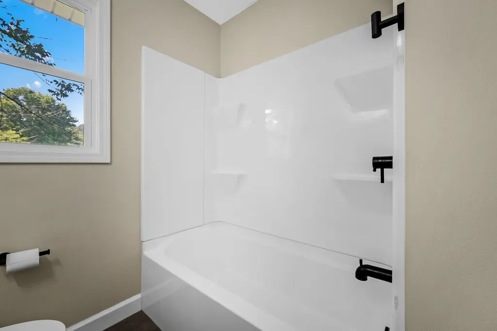 738 Old Mcminnville Highway Woodbury TN 37190