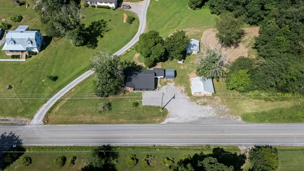 738 Old Mcminnville Highway Woodbury TN 37190