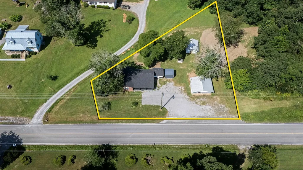 738 Old Mcminnville Highway Woodbury TN 37190
