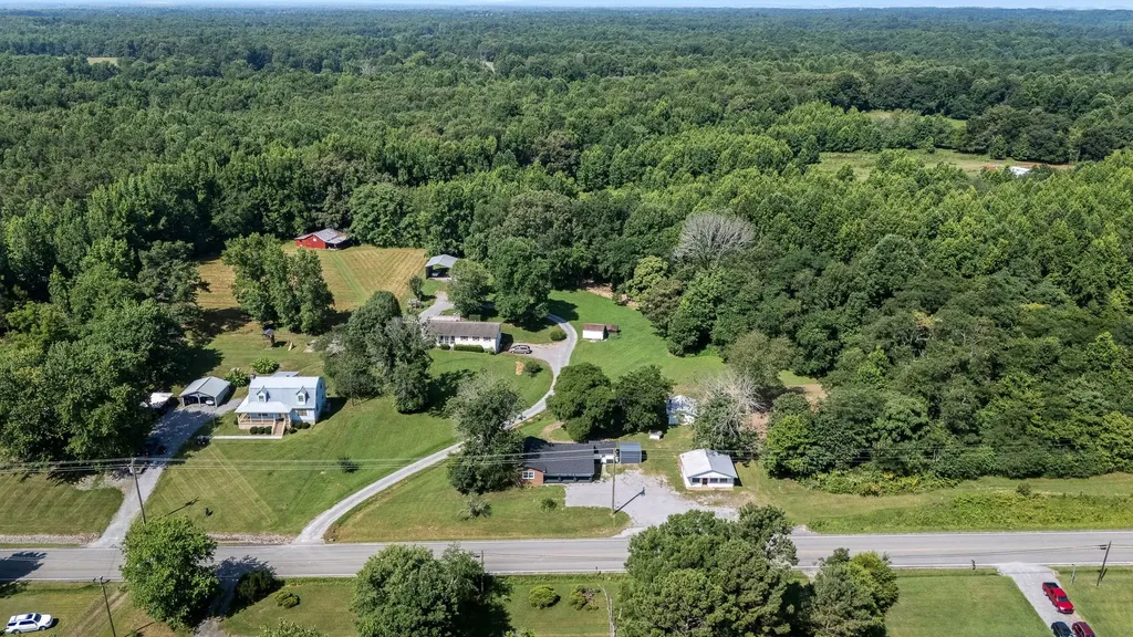 738 Old Mcminnville Highway Woodbury TN 37190