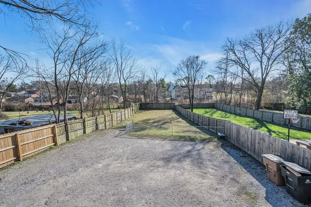1202 Kirkland Avenue Nashville TN 37216