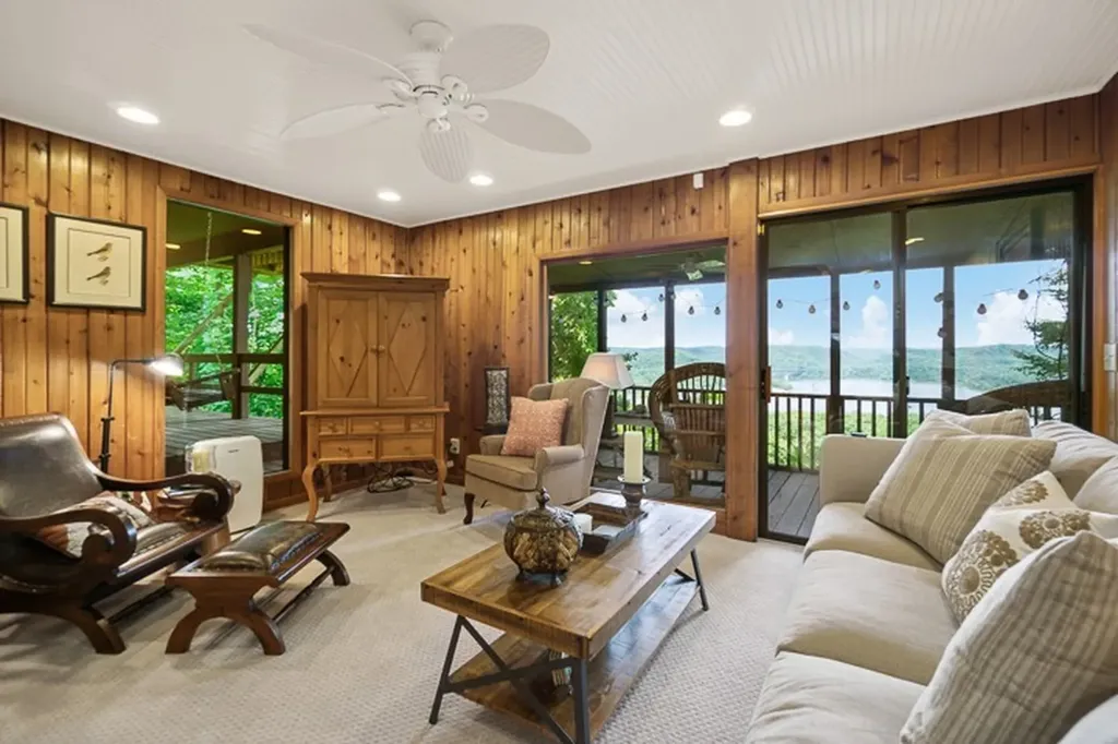 484 Bridgeview Place Smithville TN 37166