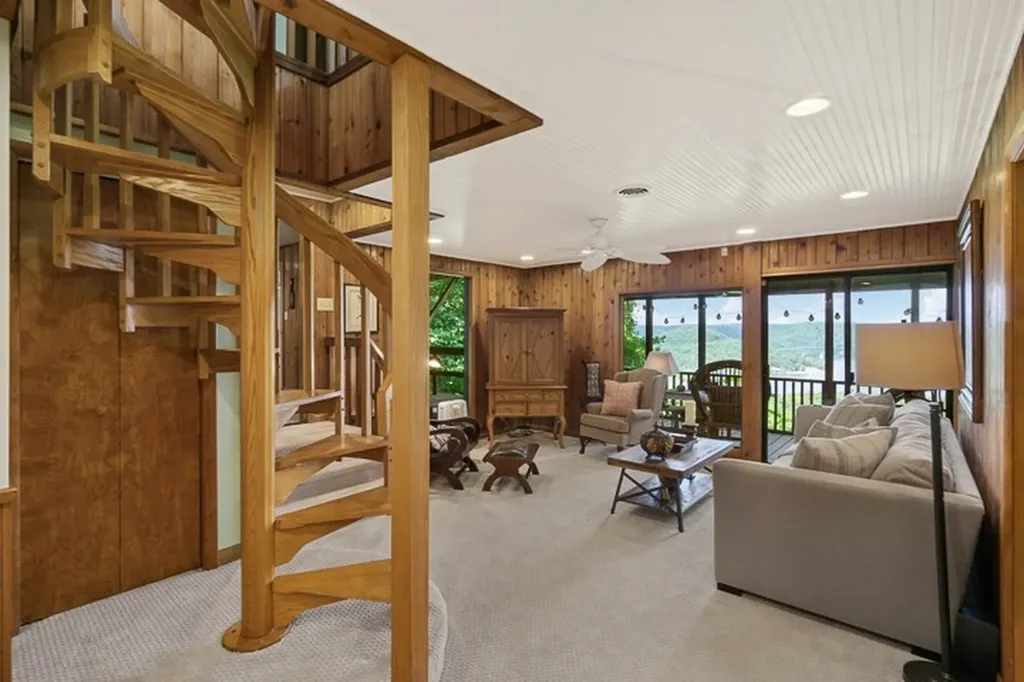484 Bridgeview Place Smithville TN 37166