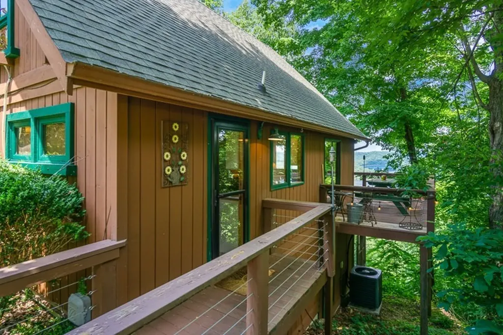 484 Bridgeview Place Smithville TN 37166