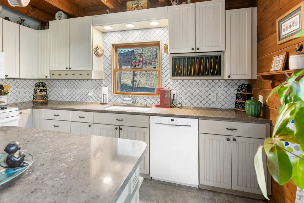 310 Rural Vale Road Tellico Plains TN 37385