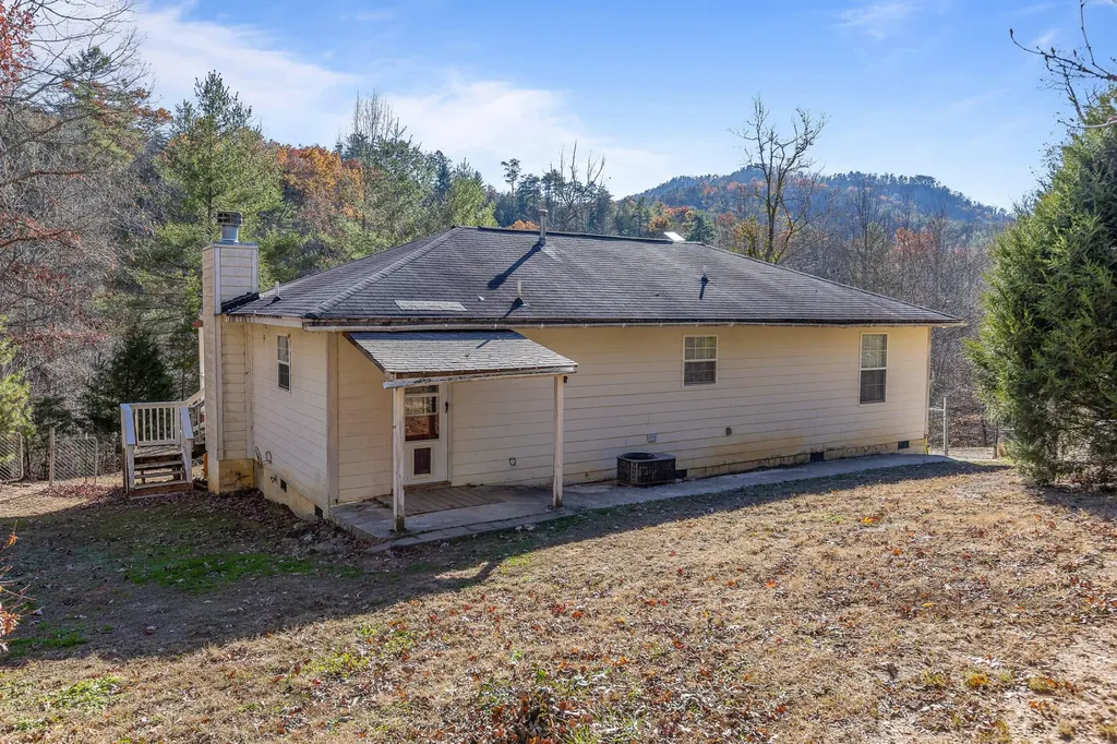 310 Rural Vale Road Tellico Plains TN 37385