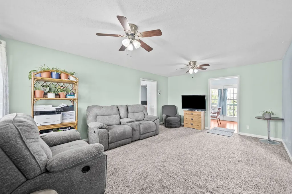 1051 Mcclardy Road Clarksville TN 37042
