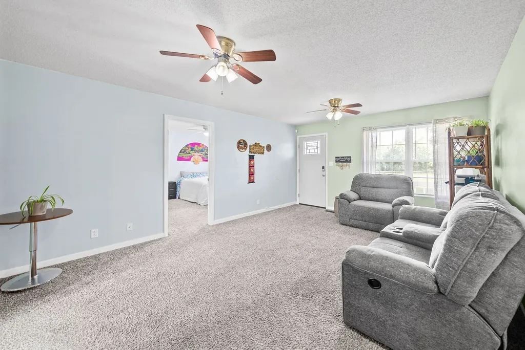 1051 Mcclardy Road Clarksville TN 37042