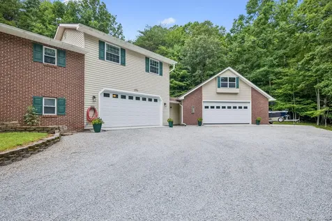 290 Goodstock Road Crossville TN 38555