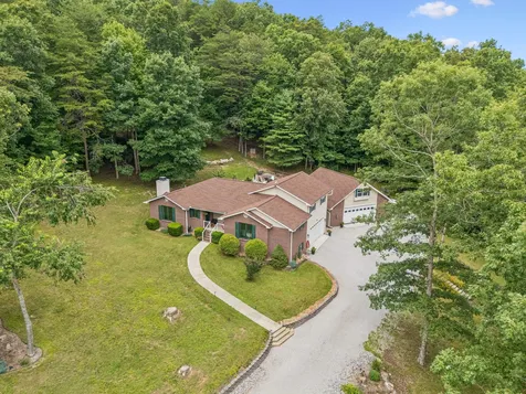 290 Goodstock Road Crossville TN 38555