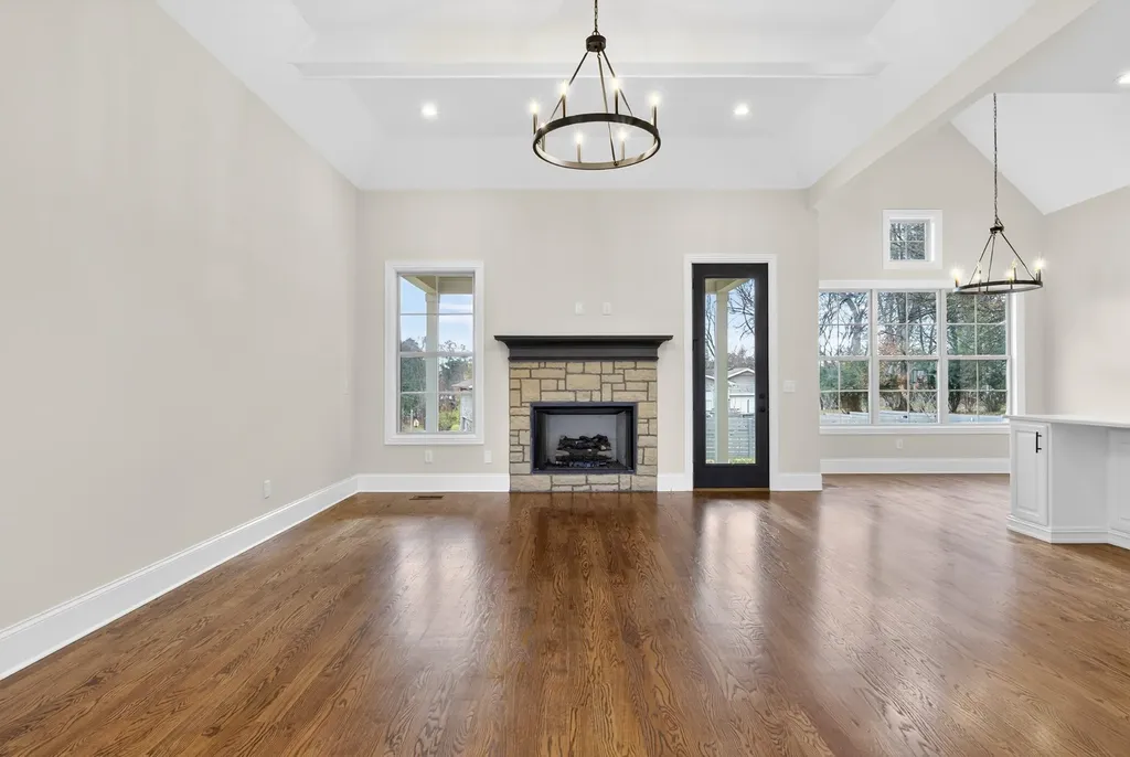 124 Scarsdale Dr, S Hendersonville TN 37075