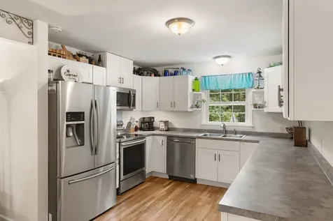 269 Pleasant Ridge Road Goodspring TN 38460