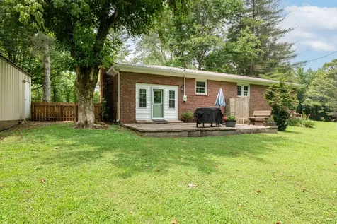 269 Pleasant Ridge Road Goodspring TN 38460