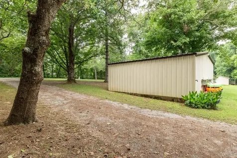 269 Pleasant Ridge Road Goodspring TN 38460