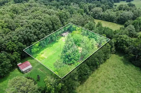 269 Pleasant Ridge Road Goodspring TN 38460