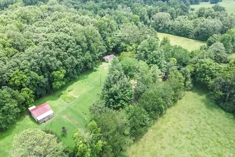 269 Pleasant Ridge Road Goodspring TN 38460