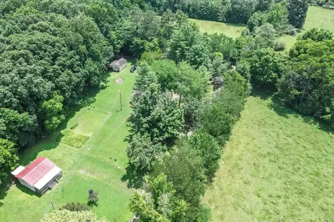 269 Pleasant Ridge Road Goodspring TN 38460