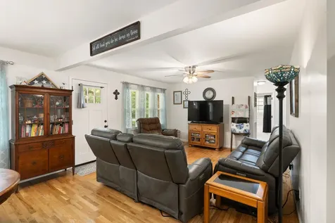 269 Pleasant Ridge Road Goodspring TN 38460