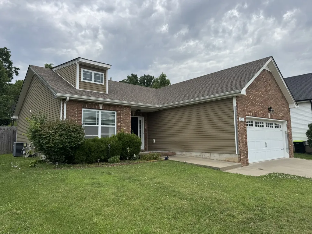 1011 Orchard Hills Drive Clarksville TN 37040