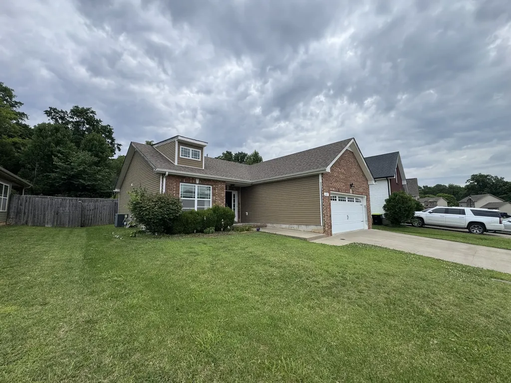 1011 Orchard Hills Drive Clarksville TN 37040