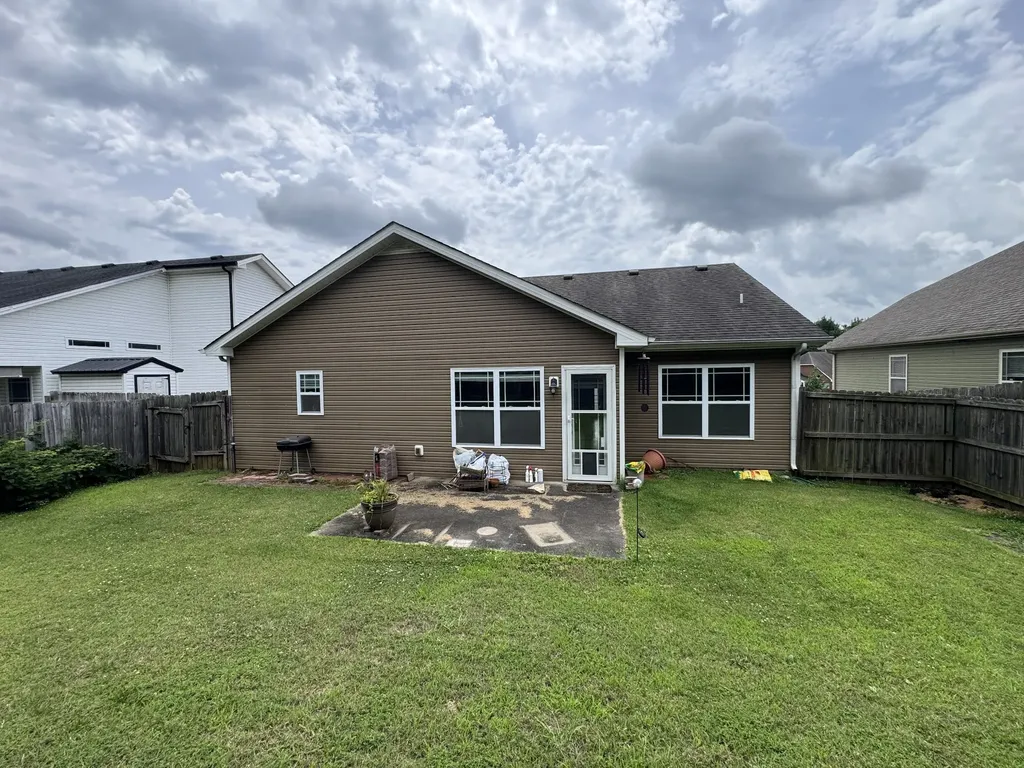 1011 Orchard Hills Drive Clarksville TN 37040