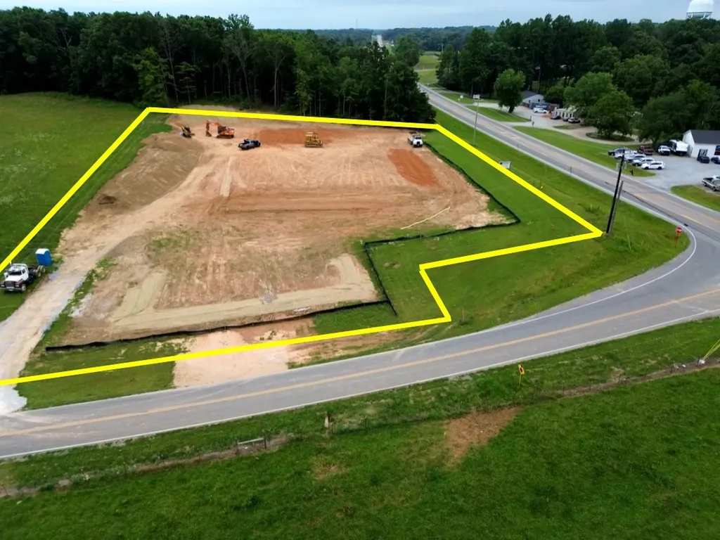 3005 Highway 46 S Dickson TN 37055
