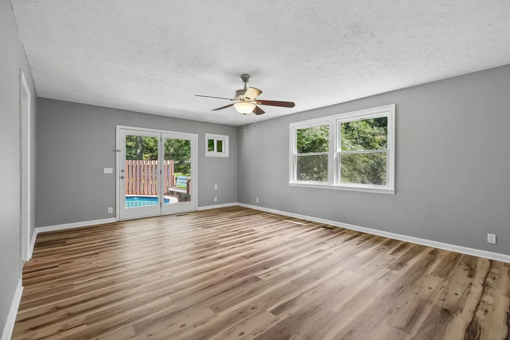 4049 Grays Point Road Joelton TN 37080
