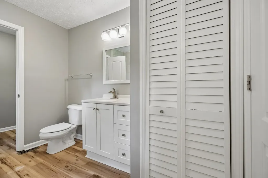 4049 Grays Point Road Joelton TN 37080