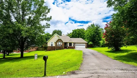 825 Yokley Lane Pulaski TN 38478