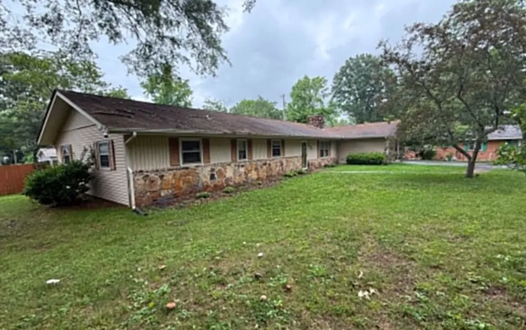 108 Fleming Street Tullahoma TN 37388
