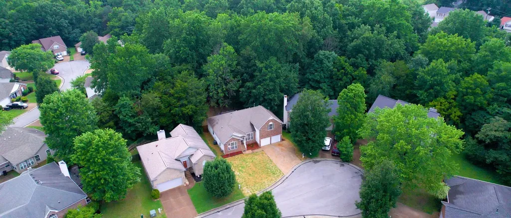 609 Casey Place Hermitage TN 37076