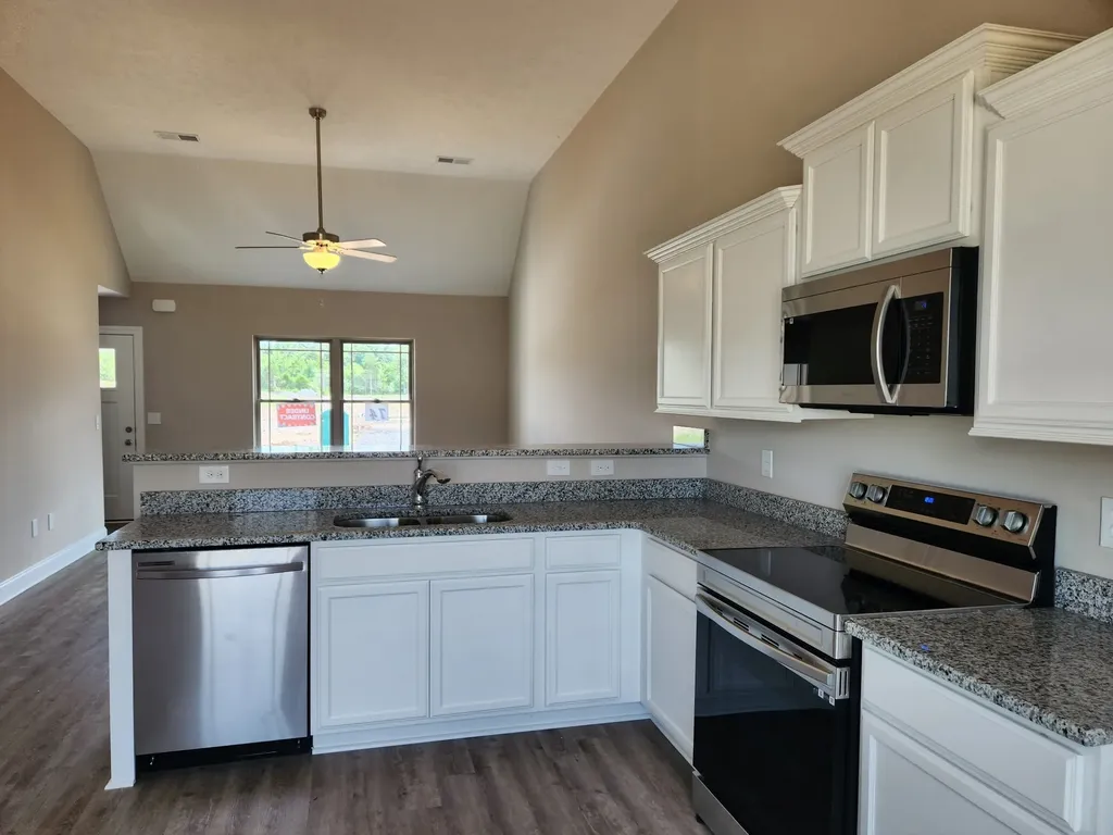 2853 Valley Farms Drive Christiana TN 37037