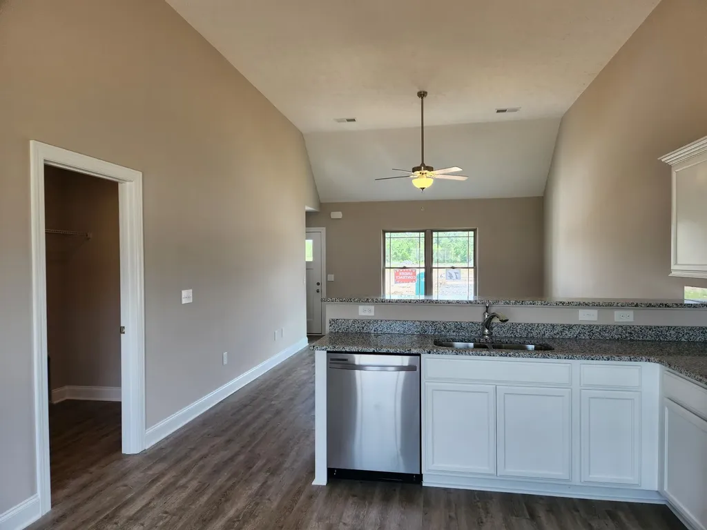 2853 Valley Farms Drive Christiana TN 37037