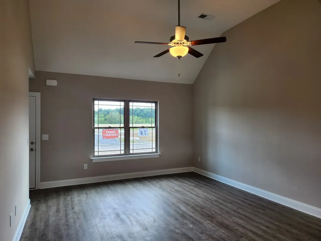 2853 Valley Farms Drive Christiana TN 37037