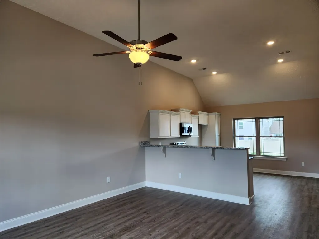 2853 Valley Farms Drive Christiana TN 37037