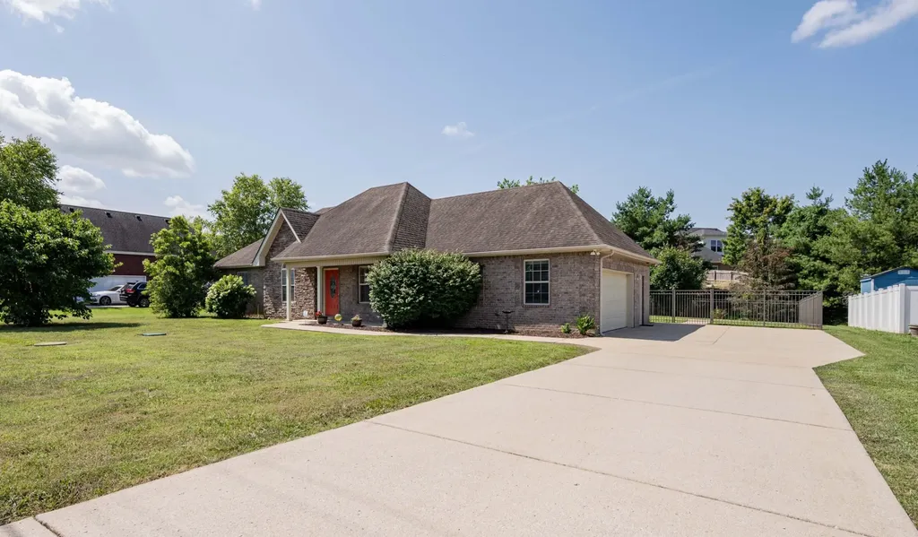 1125 Cascade Falls Drive Murfreesboro TN 37129
