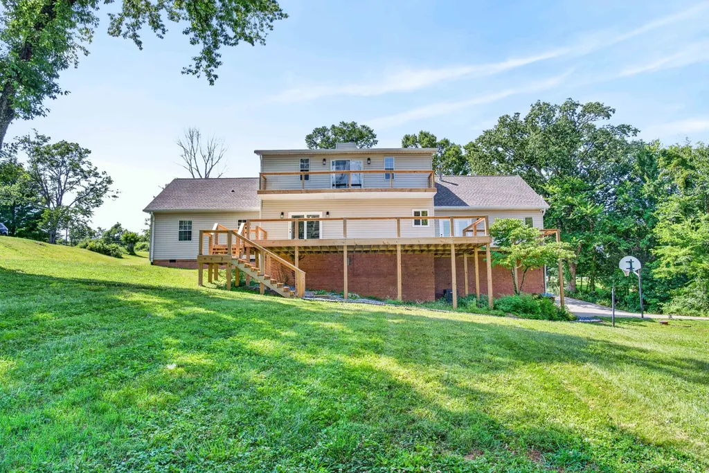 1245 Latimer Lane Hendersonville TN 37075