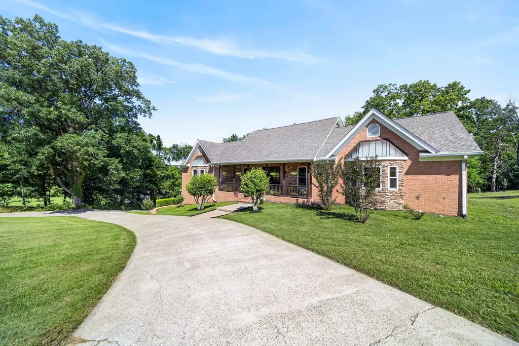 1245 Latimer Lane Hendersonville TN 37075