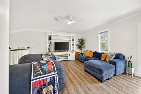 1245 Latimer Lane Hendersonville TN 37075