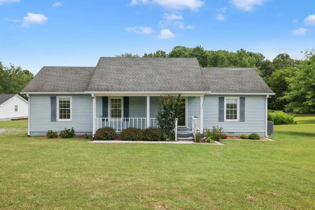 2736 Gideon Road Greenbrier TN 37073