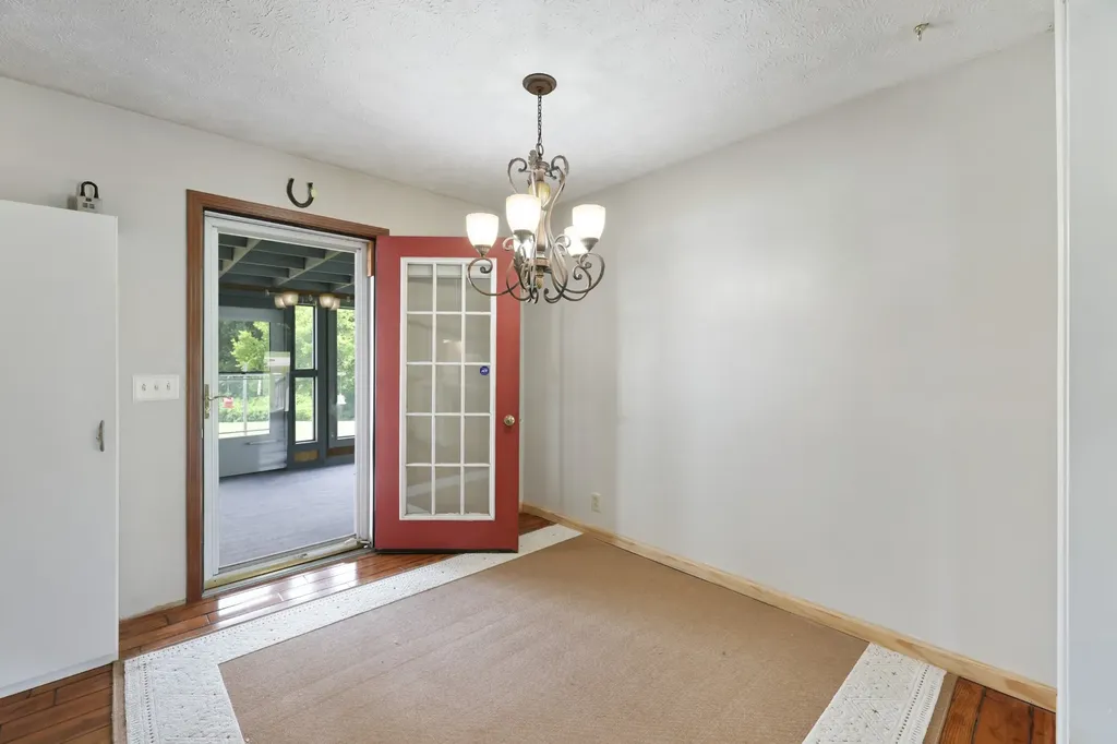 2736 Gideon Road Greenbrier TN 37073