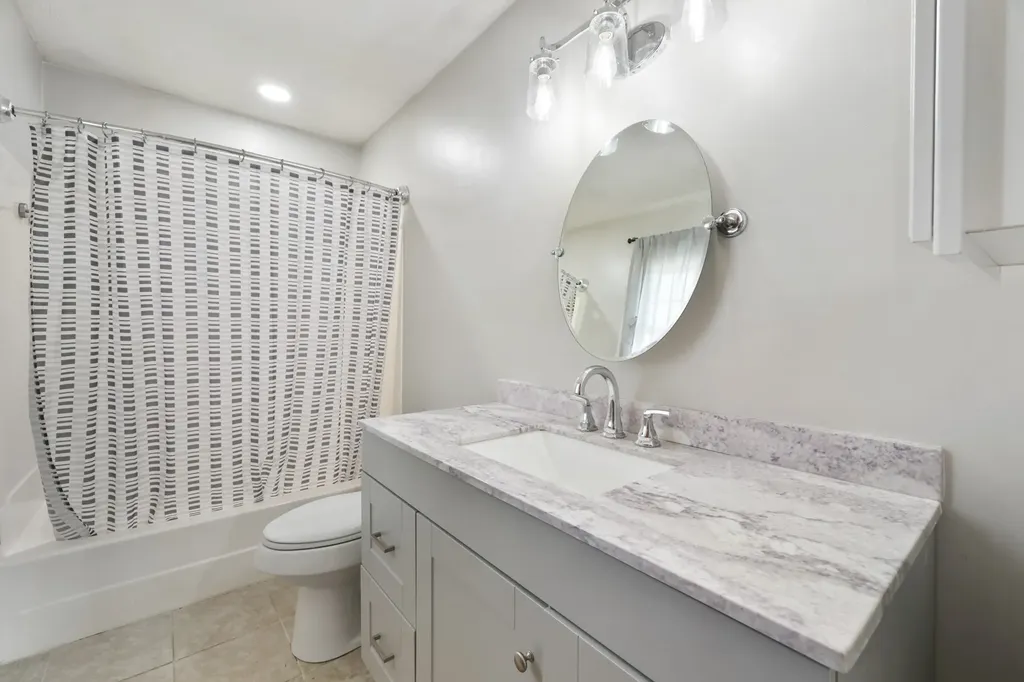 2736 Gideon Road Greenbrier TN 37073