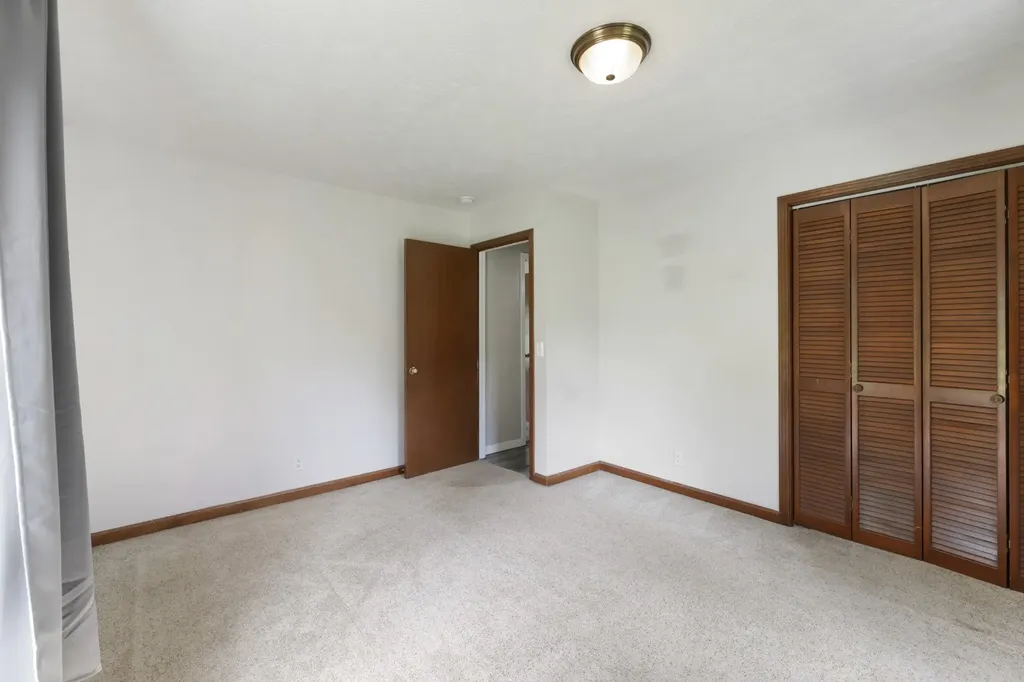 2736 Gideon Road Greenbrier TN 37073