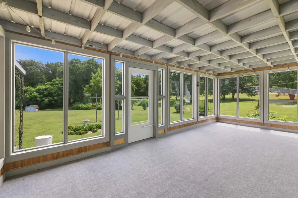 2736 Gideon Road Greenbrier TN 37073